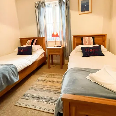 Bolt Hole, Whitehall Landing Whitby